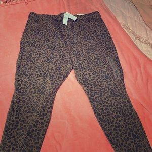 *NWT* American Eagle Animal Print Jegging Size 24